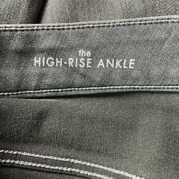 Liverpool The High-Rise Ankle Distressed Gray Denim Skinny Jeans 14/32 - Picture 8 of 12